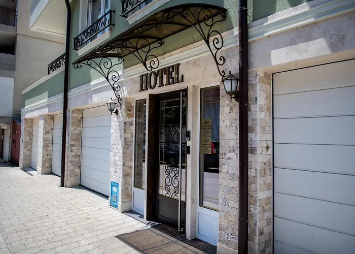 Arletti Hotel