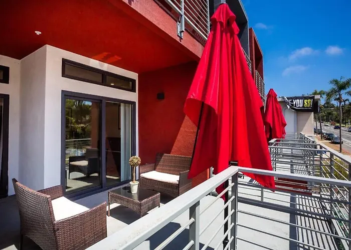 Cute Studio With Large Balcony And Great Park View