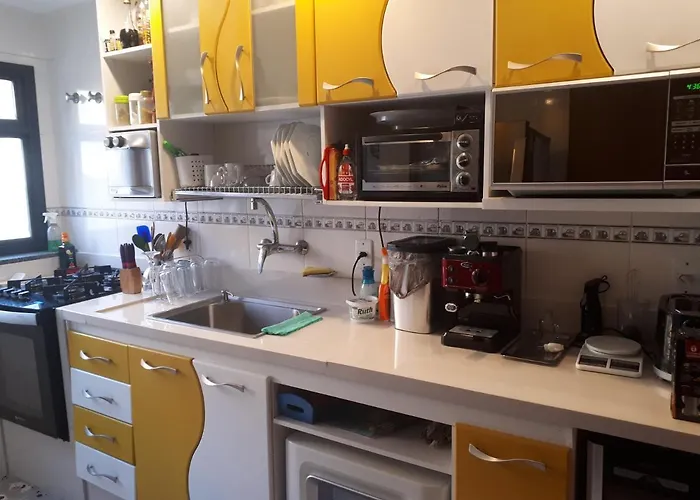 Hosts In Rio Homestay