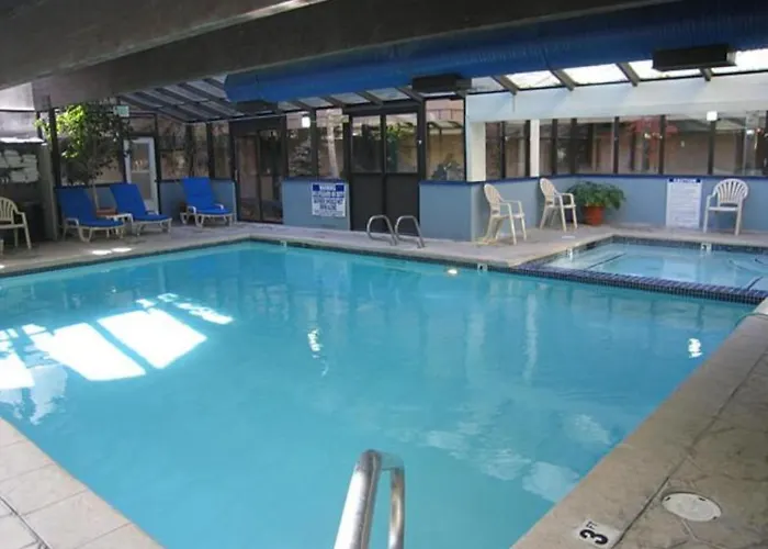 Getaways At Park Regency Resort