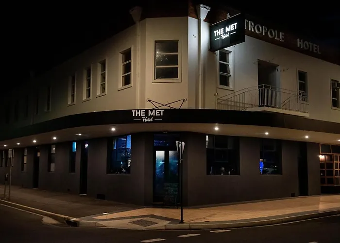 The Met Hotel