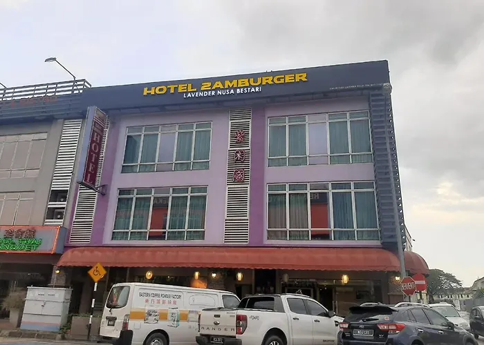 Lavender Inn Nusa Bestari