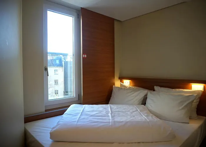 Easyhotel Berlin Hackescher Markt