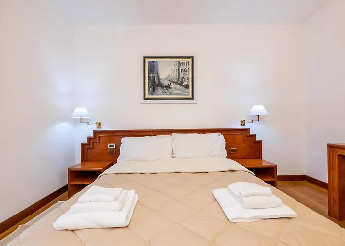 Hotel Fuori Città