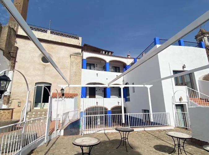 Hotel Rural La Posada De Las Cigueenas