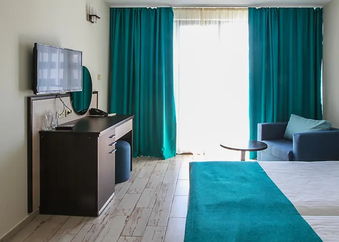 Smartline Meridian Hotel