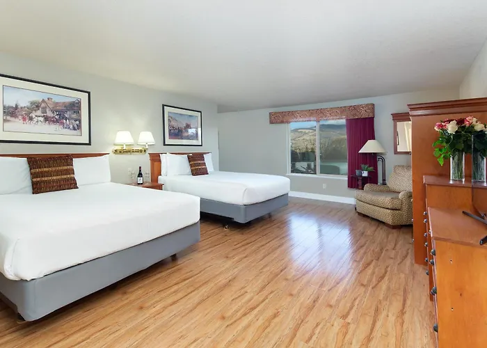 Stratford Inn