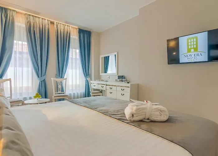 New Era Hotel Old Town Vibrant Nightlife Zone - Parking With Fee Nearby - Not At The Hotel ! Bucarest