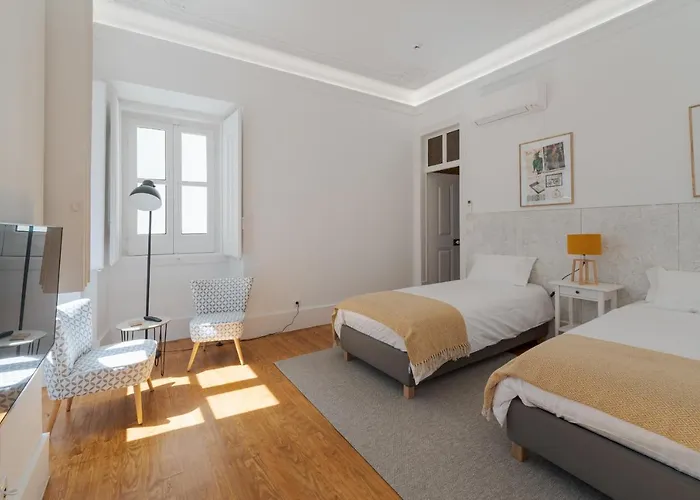Almada Villa