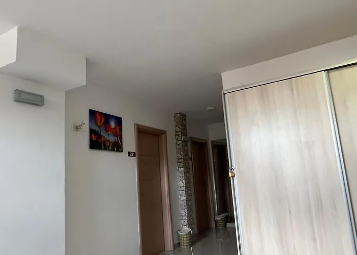 Hotel Ultra Star