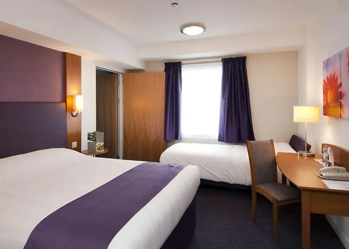 Premier Inn Watford - Croxley Green