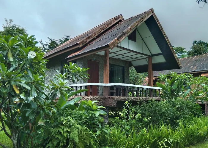 Khao Sok River & Jungle Resort