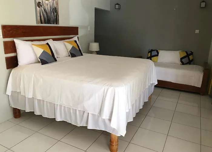Airport Beach Hotel