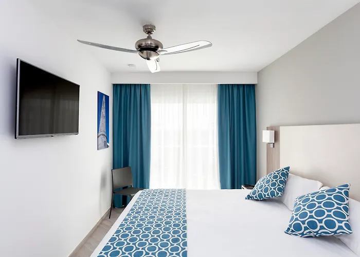 Hotel Riu Papayas