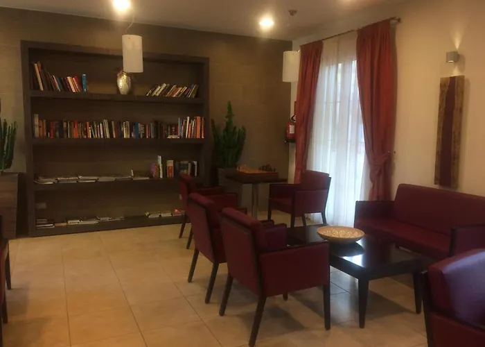 Accademia Hotel