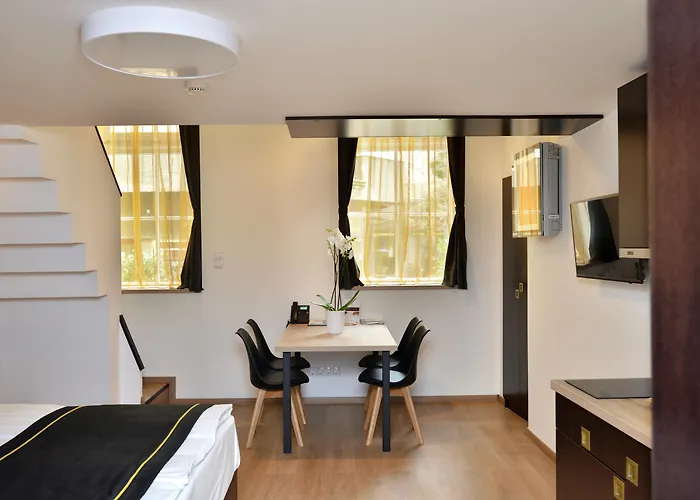 Opera Garden Hotel&Apartments