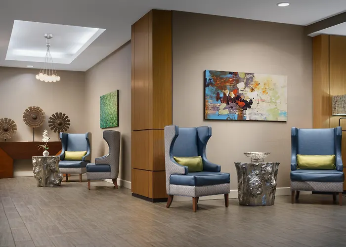 Hilton Garden Inn Charlotte Uptown