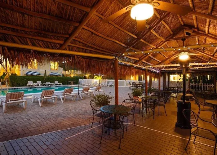 Naples Garden Inn