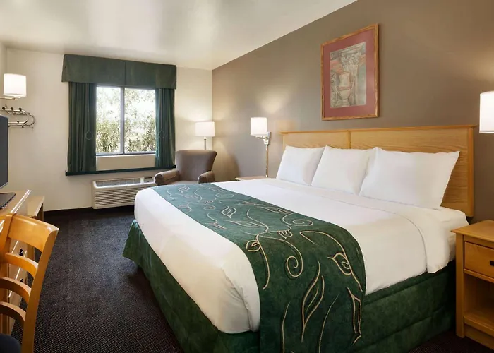 Travelodge By Wyndham Yermo