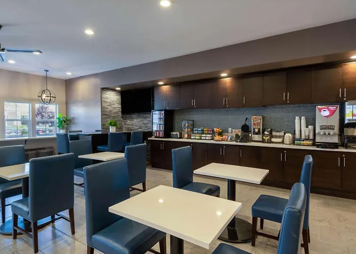 Microtel Inn & Suites By Wyndham Tracy