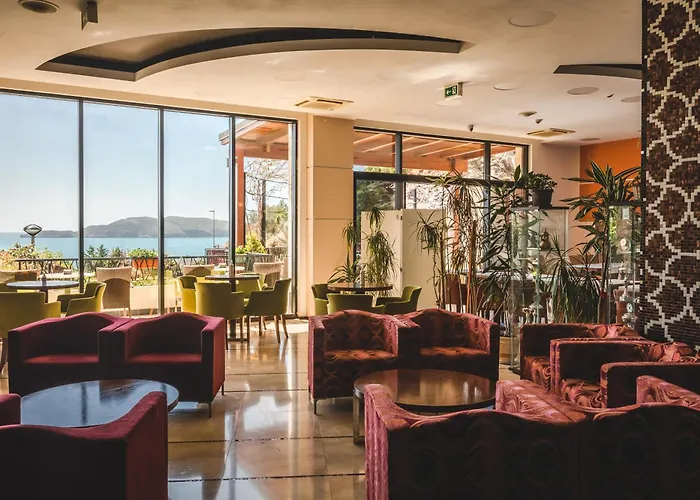 Hotel & Apartments Hec Residence