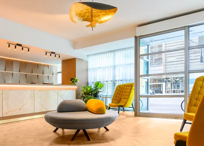Brady Apartment Hotel Flinders Street
