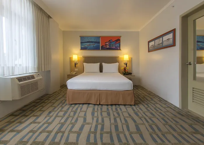 Grand Hotel Guayaquil, Centro Historico