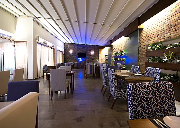 The J Hotel & Spa