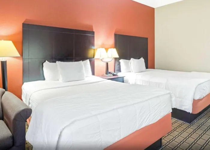 La Quinta By Wyndham Mcalester