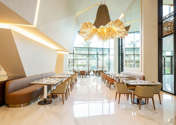Savoy Palace - The Leading Hotels Of The World - Savoy Signature