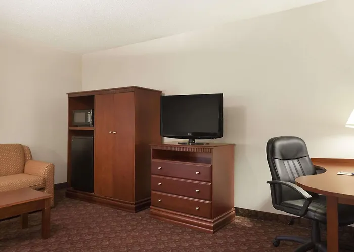 Baymont By Wyndham Sioux Falls