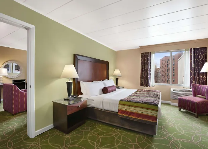 Days Inn By Wyndham Penn State
