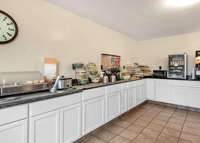 Quality Inn & Suites Lafayette I-65