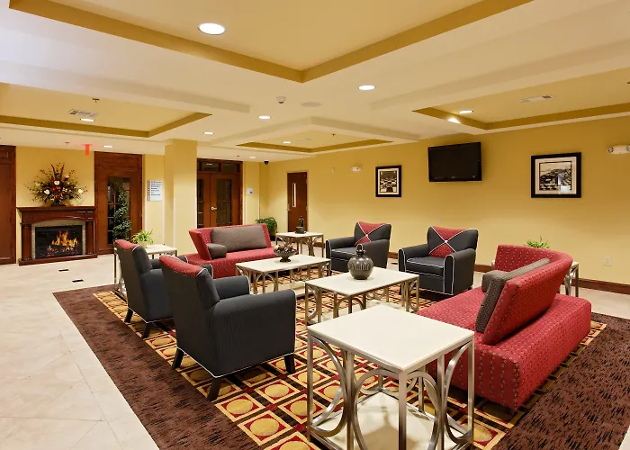 Holiday Inn Express Hotel & Suites Talladega By Ihg