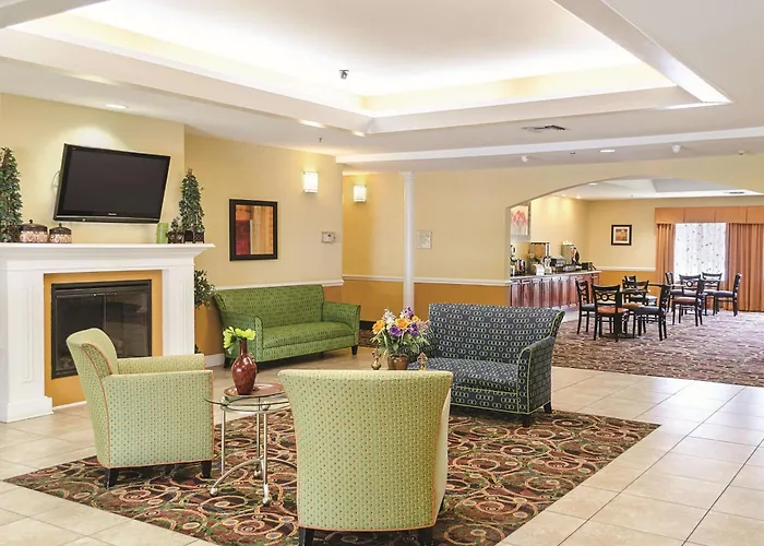 La Quinta By Wyndham Mobile Satsuma / Saraland