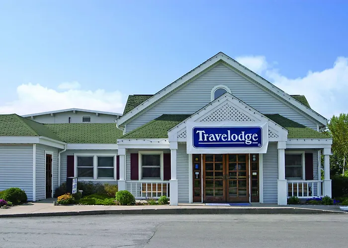 Travelodge By Wyndham Iowa City