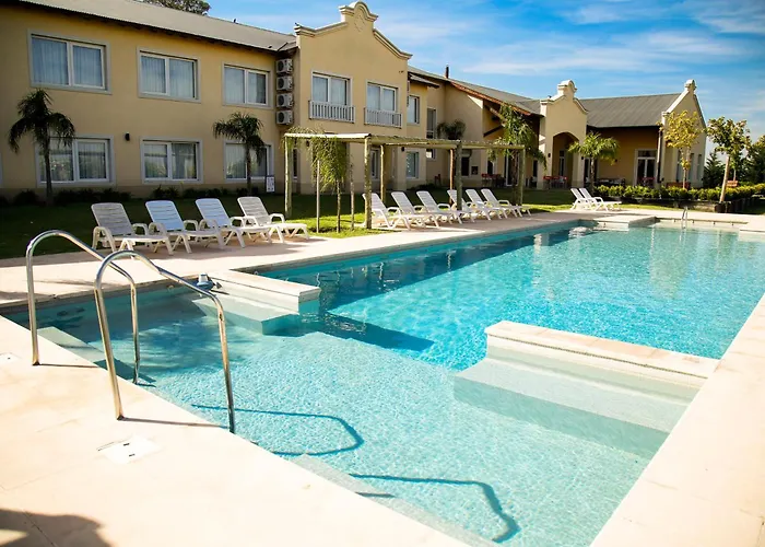 Hotel Howard Johnson Trenque Lauquen