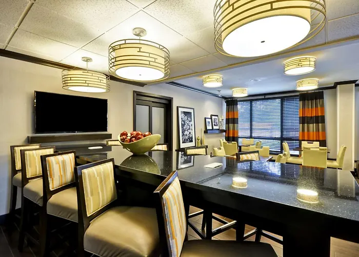 Hampton Inn Overland Park