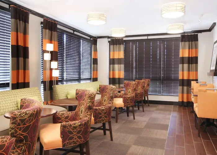 Hampton Inn Overland Park
