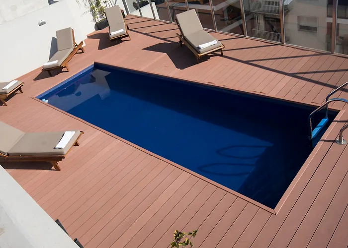 Arc Arenales Studios & Suites