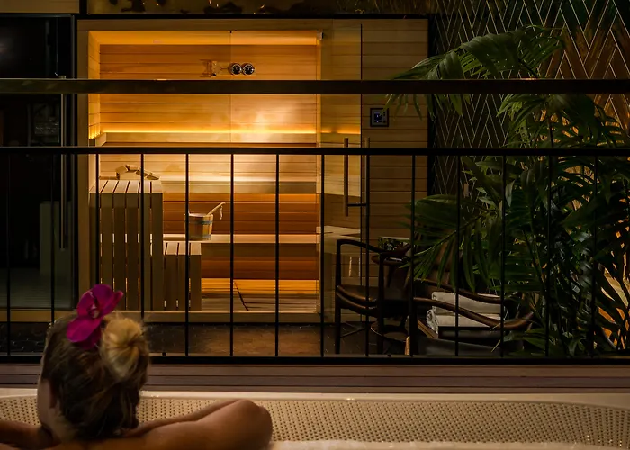 Hotel Brown Beach House & Spa