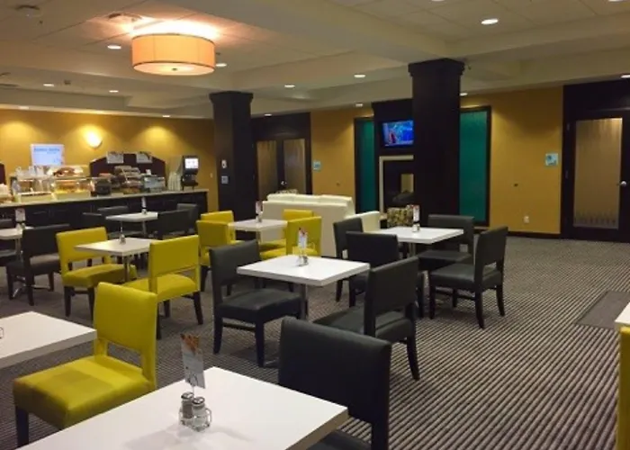 Holiday Inn Express Thunder Bay By Ihg