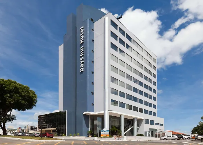 Days Inn By Wyndham Linhares