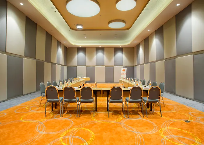 Harris Hotel & Conventions Bekasi