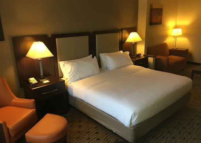 Holiday Inn Express Hotel & Suites Albemarle