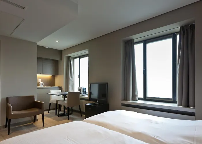 Castelnou Aparthotel