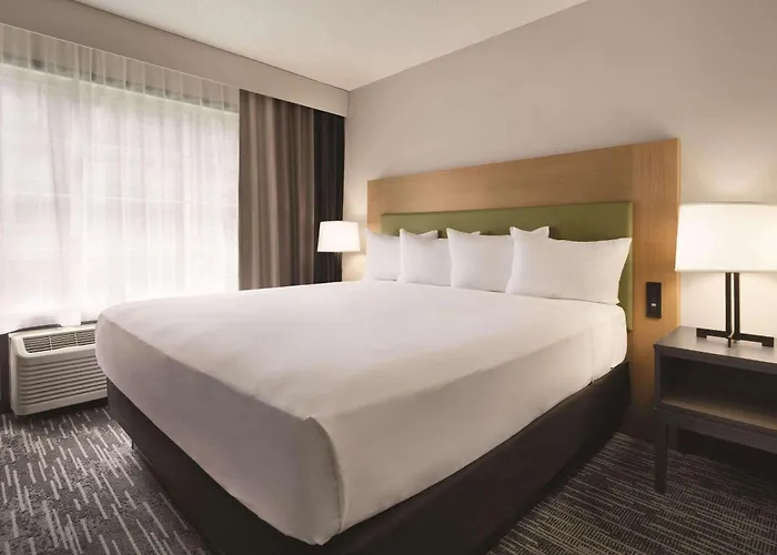 Country Inn & Suites By Radisson, Detroit Lakes