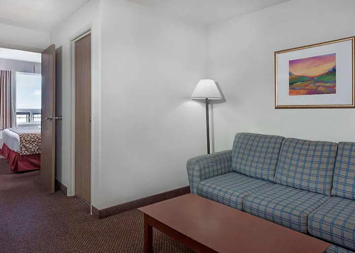 Super 8 By Wyndham Caraquet