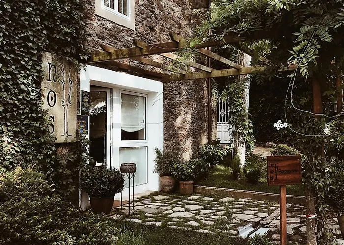 Eco Hotel Nos