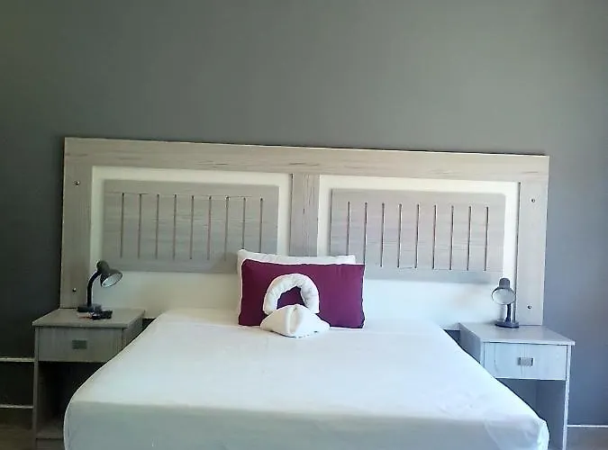Amariah Lodge